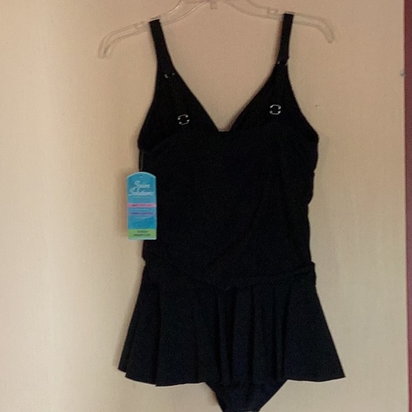 Bust Support, tummy control, brand new swim suite - Picture 2 of 3